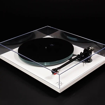 Rega Planar 6 pladespiller med Neo MK2-PSU strømforsyning / uden Pick-up i mat hvid